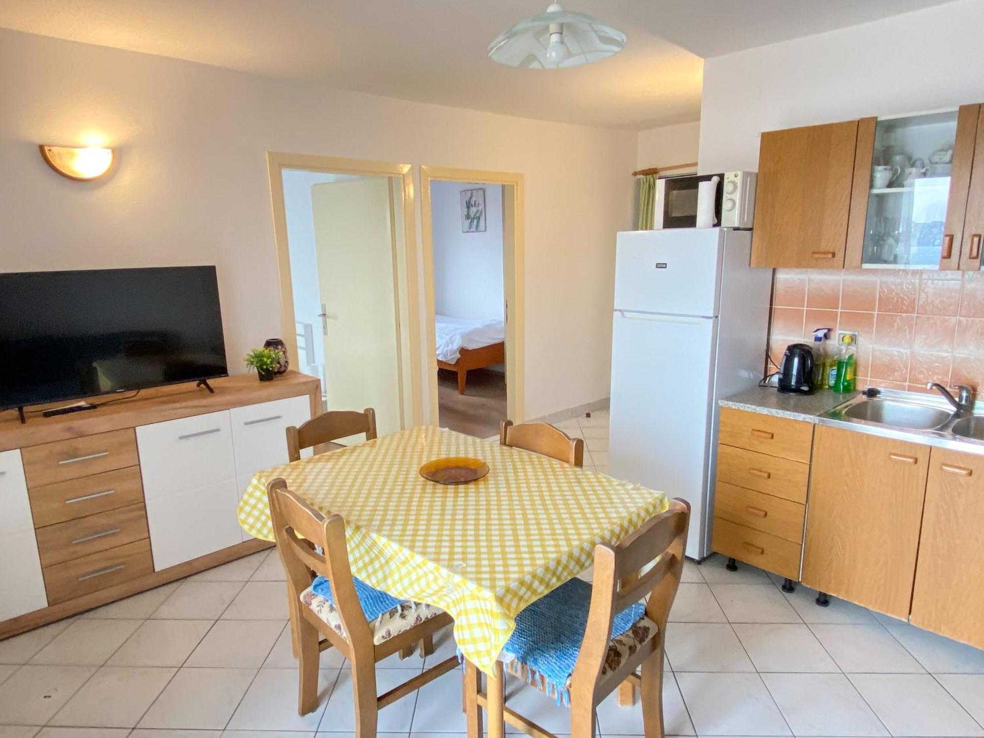 Apartment Nede Трогир Екстериор снимка